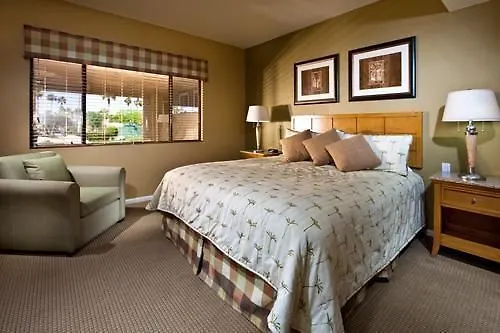Desert Isle Resort بالم سبرينغس 3*,